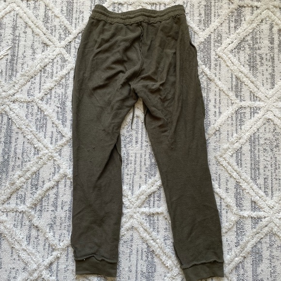 COPY - Green Olive Danielle Guizio Sweat Suit SZ M - Picture 9 of 11